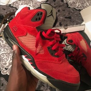 Jordan 5s raging bull